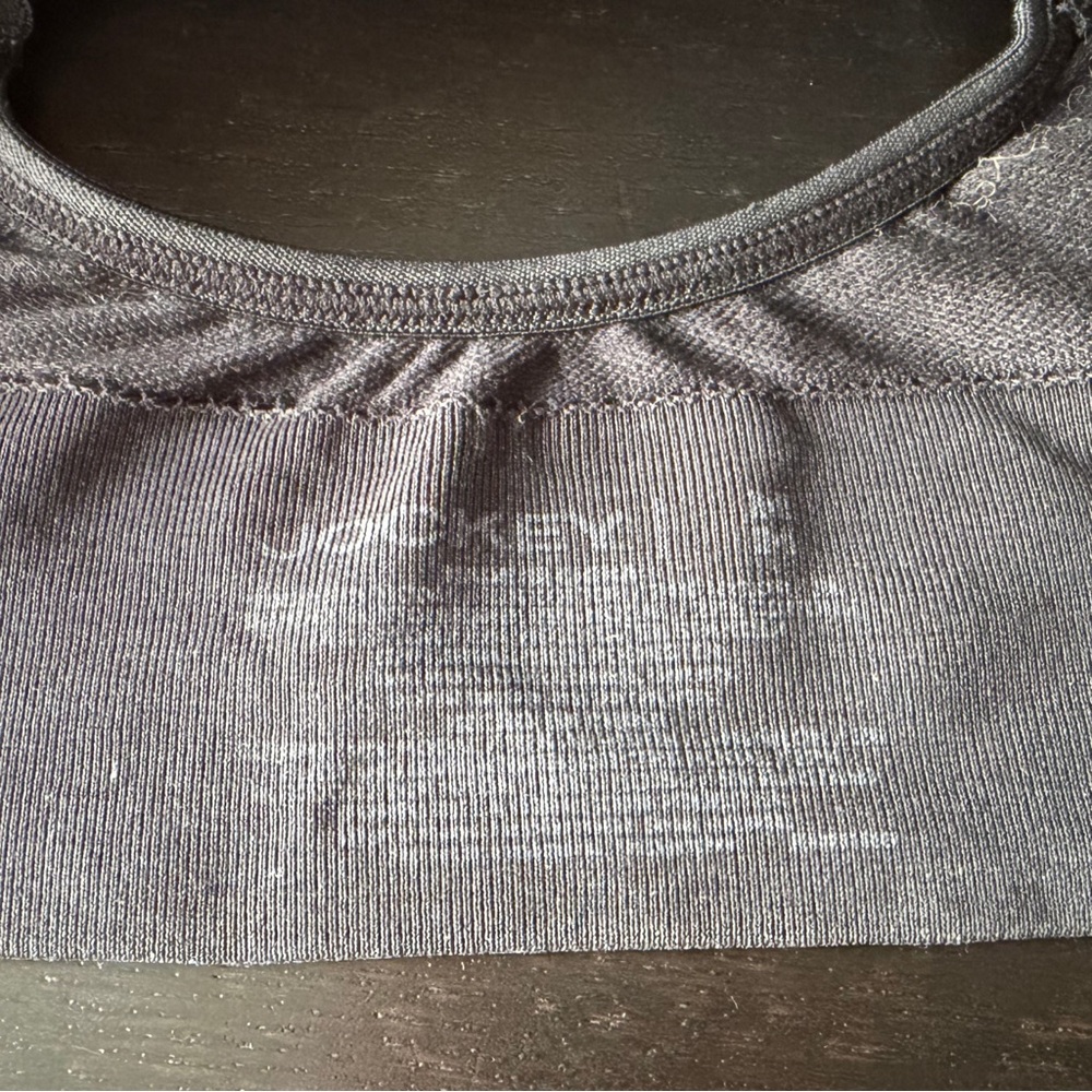 Black Women's slightly padded Bra - Picture 2 of 2